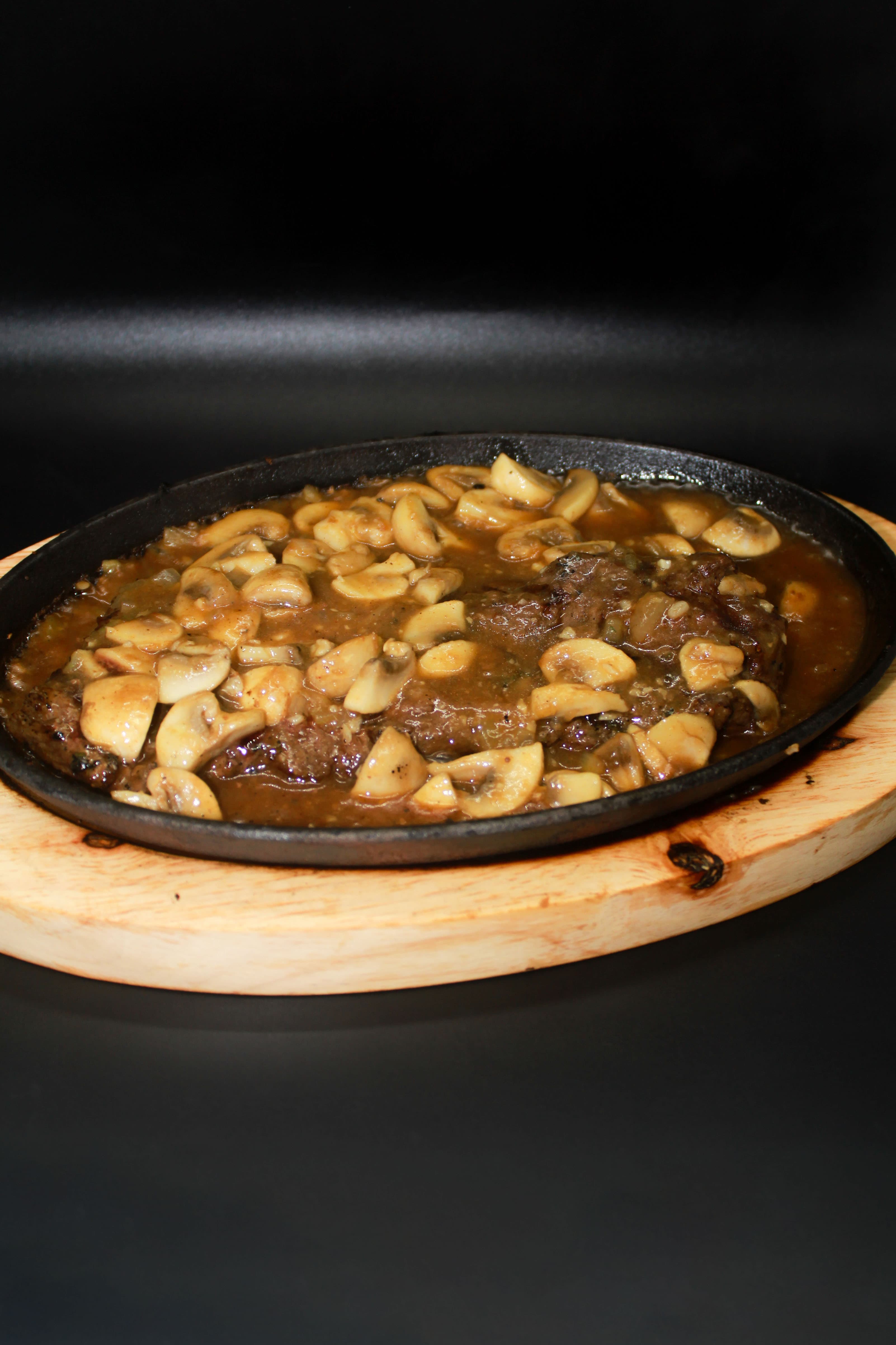 BISTEC SALSA DE HONGOS