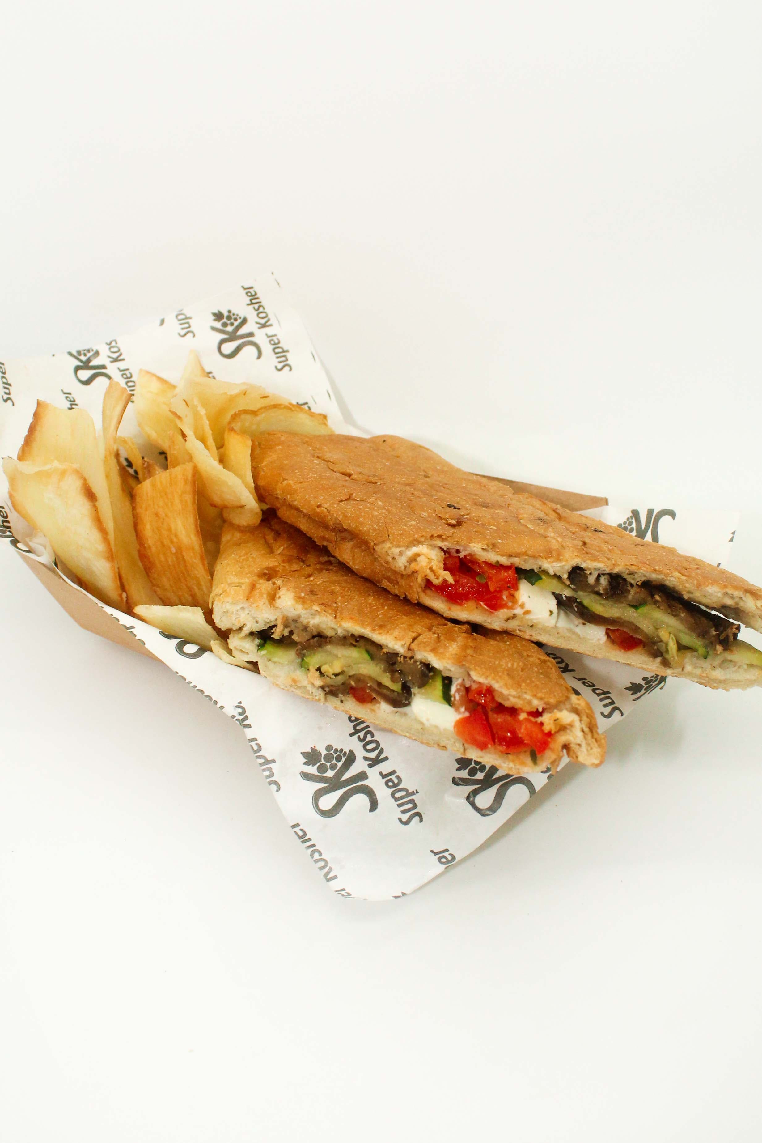 SANDWICH DE VEGETALES ASADOS