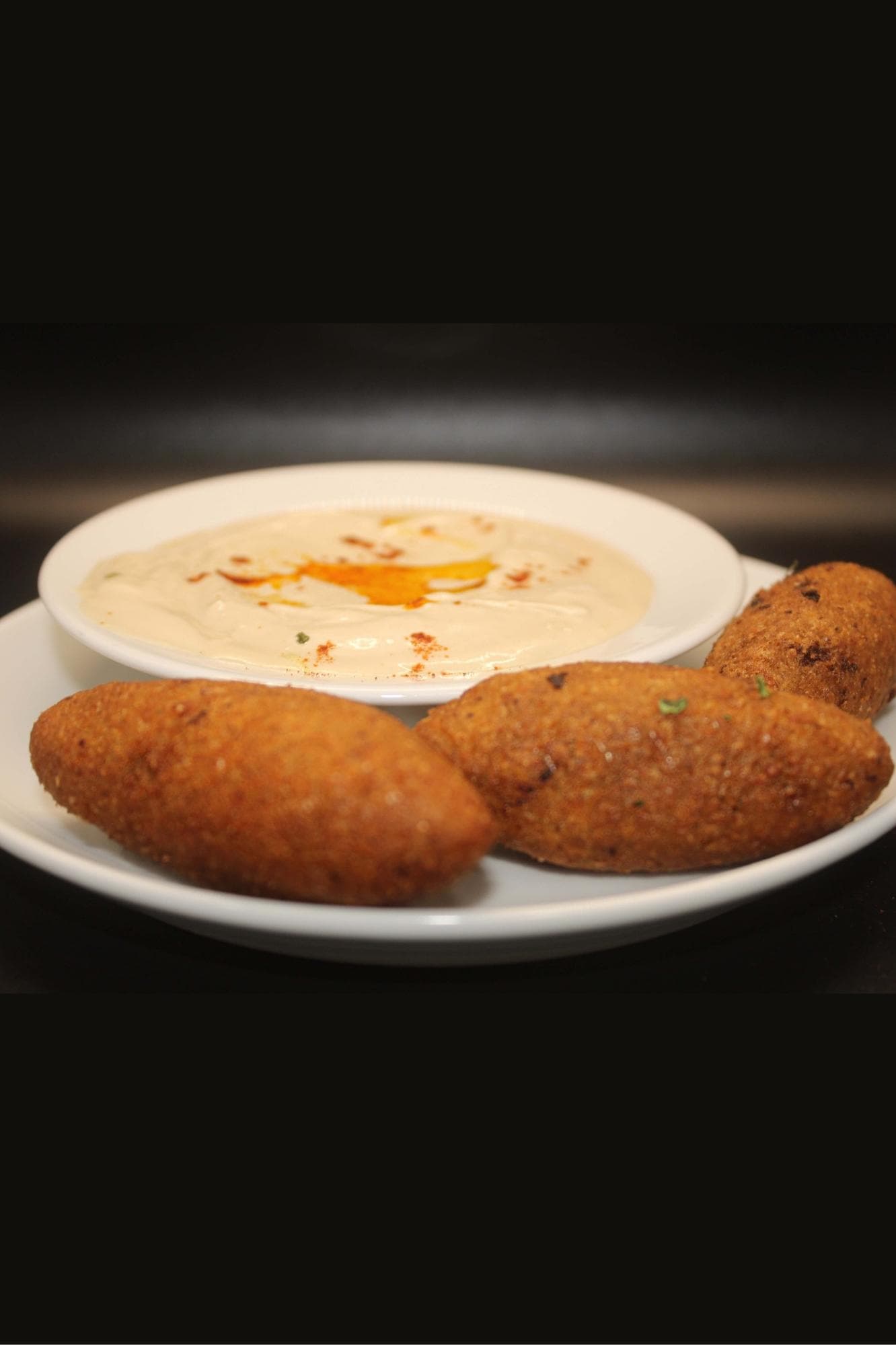 KIBBE CON SALSA TAHINI