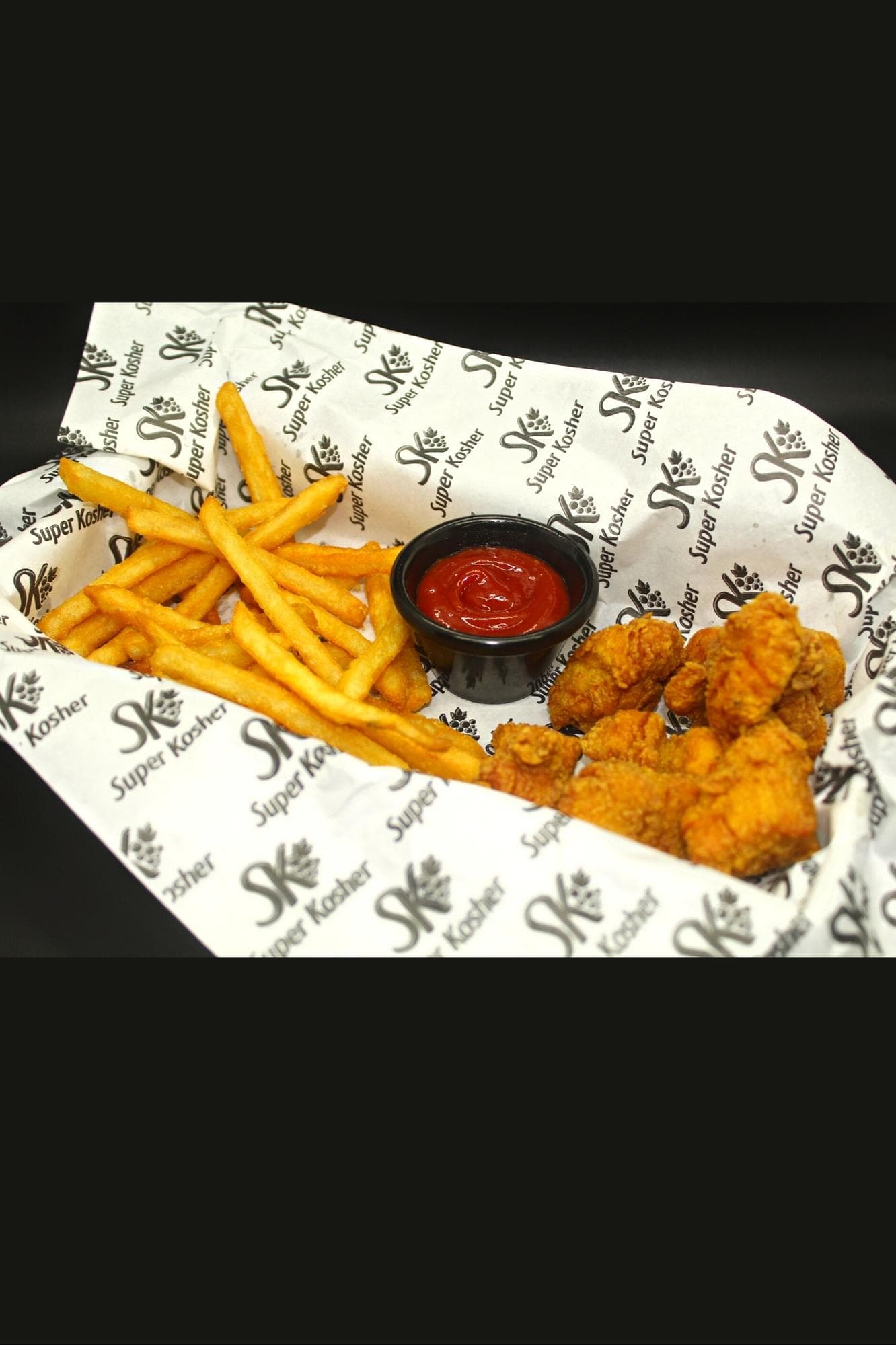 MENU NIÑOS NUGGUETS DE POLLO